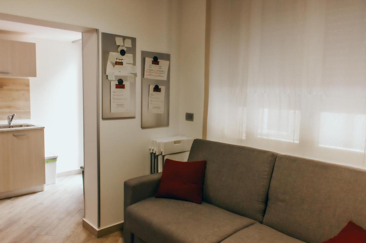Guesthouse Ughetti 21 Катанія Екстер'єр фото