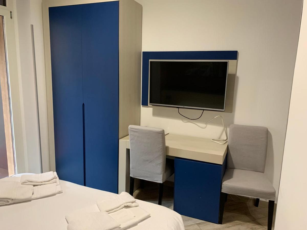 Guesthouse Ughetti 21 Катанія Екстер'єр фото